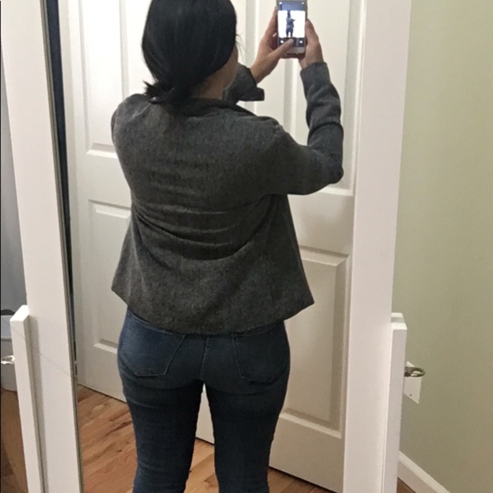 Blazer - Picture 6 of 7